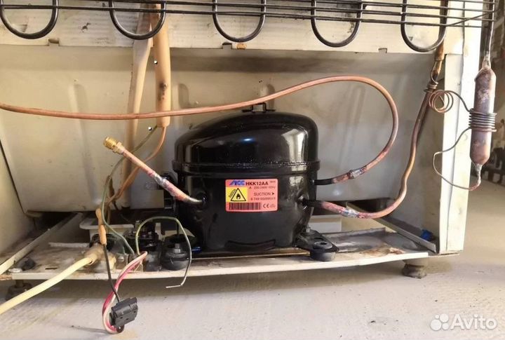 Ремонт холодильников и морозильных камер \Заправка