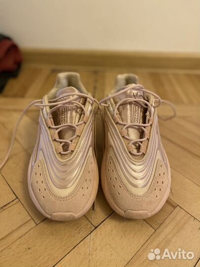 Кроссовки Adidas Ozelia