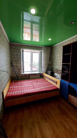 2-к. квартира, 52 м², 4/4 эт.