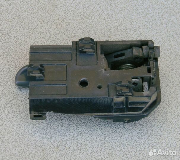 Ручка двери задн. прав. внутренняя Maxima A32