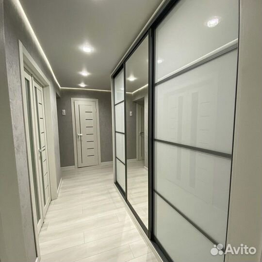 Шкаф встраиваемый