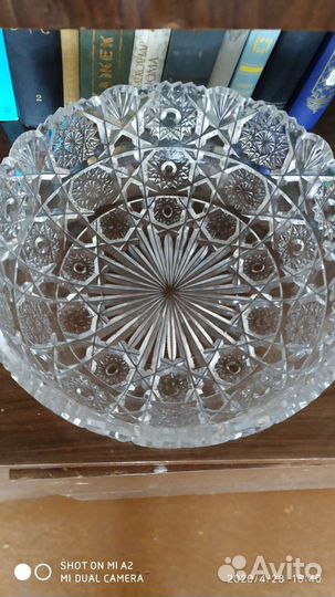 Хрустальная ваза