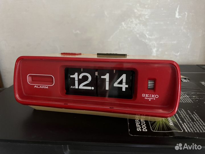 Кварцевые флип часы Seiko