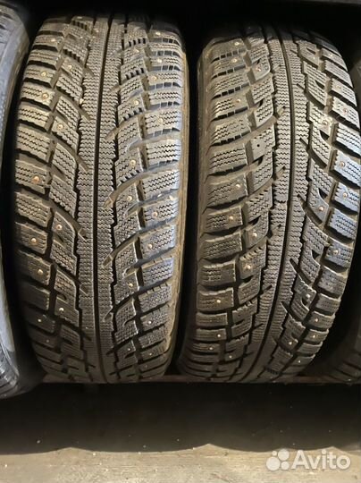 Kumho I'Zen RV Stud KC16 235/60 R18