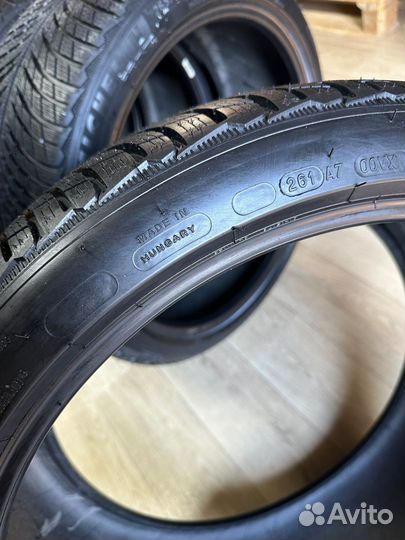 Michelin Pilot Alpin 5 265/35 R21 и 305/30 R21