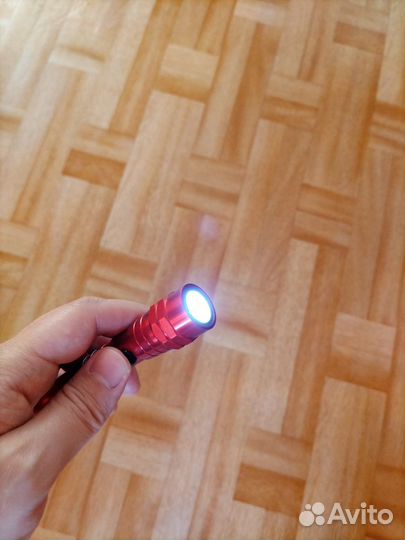 Фонарик телескопический с магнитом