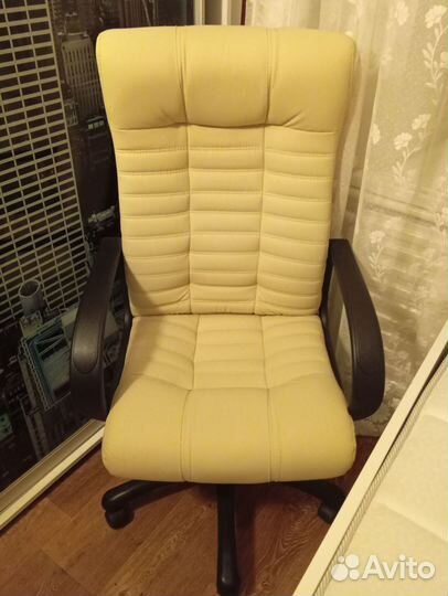 Компьютерное кресло новое