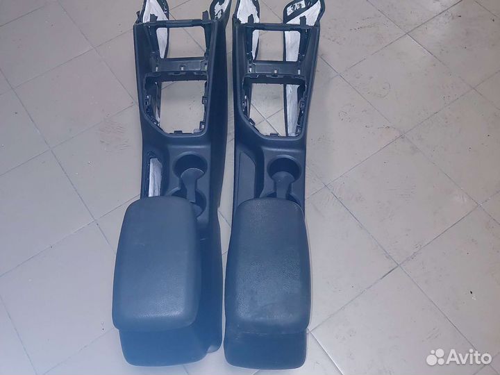 Hyundai creta-подлокотник,консоль