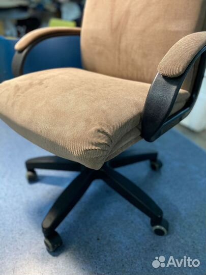 Компьютерное кресло