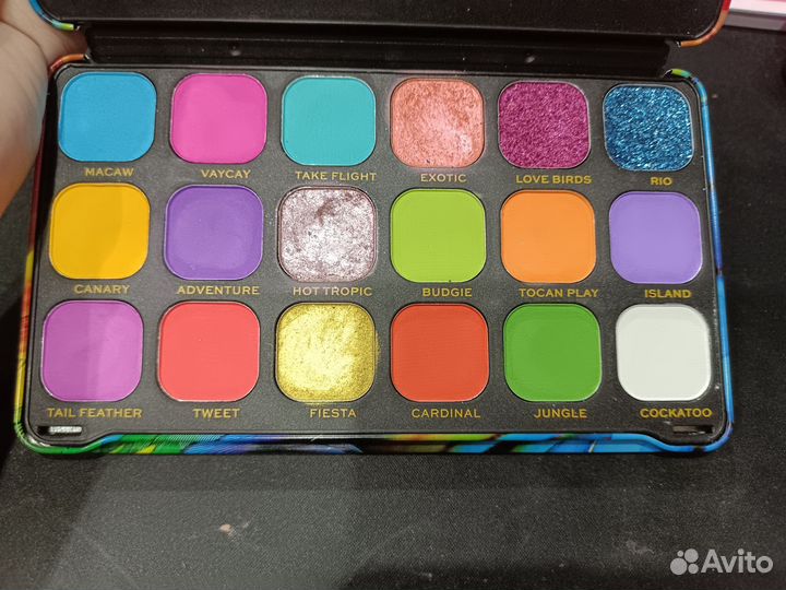 Makeup revolution палетка оригинал