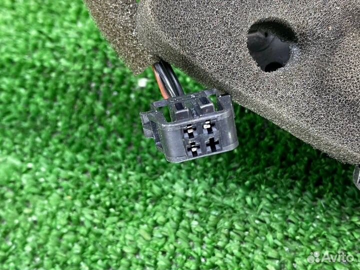 Динамик пищалка правая R Volkswagen Golf