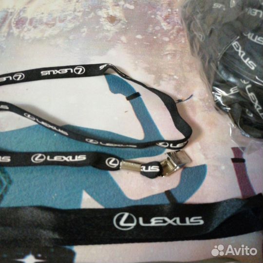 Ланьярд lexus