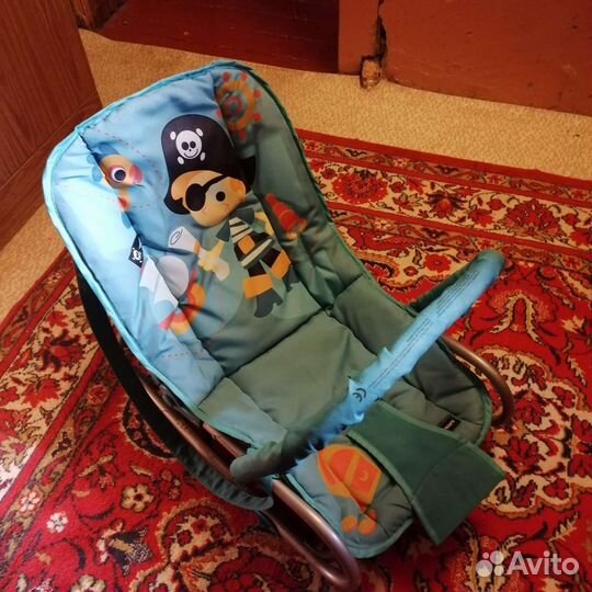 Шезлонг детский