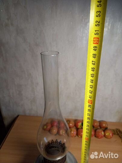 Старинный керасиновый фонарь