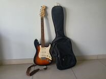 Электрогитара Fender Squier Bullet