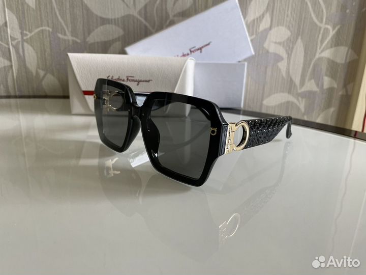 Солнцезащитные очки salvatore ferragamo