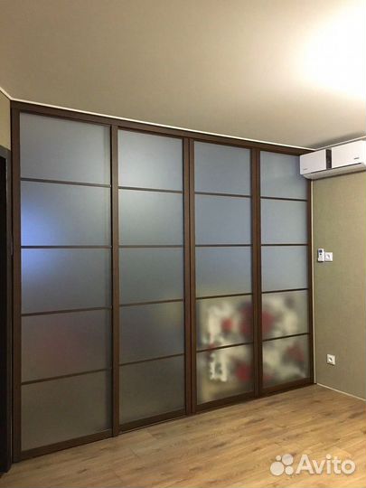 Стеклянные перегородки