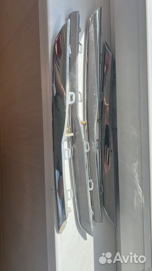 Молдинги Hyundai Solaris