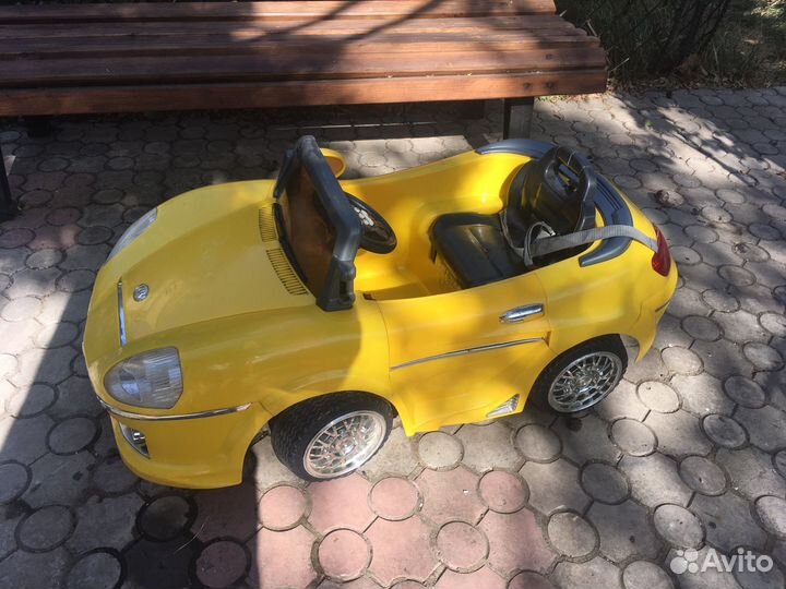 Детский электромобиль