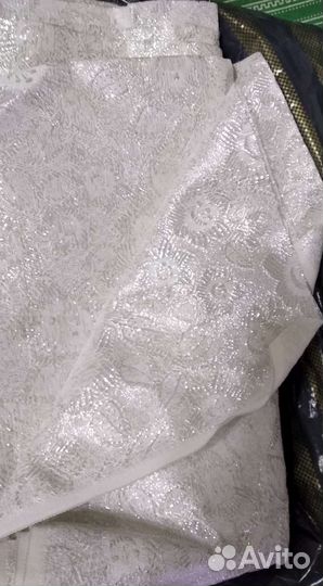 Отрез парчи белой