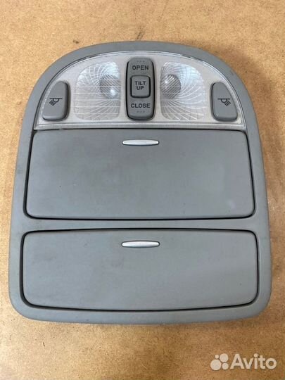 Плафон подсветки салона передний Hyundai Santa Fe