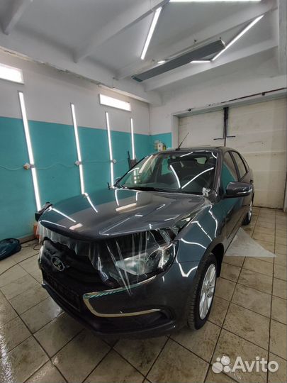 Бронирование автомобили пленкой. Полиуретановая