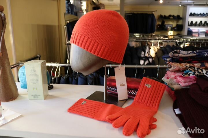 Шапочка + перчатки Lacoste Франция оригинал