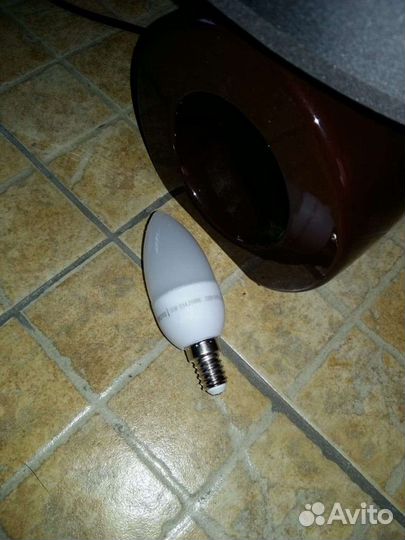 Лампа настольная