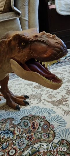 Фигурка динозавра Mattel. Гигантский тиранозавр