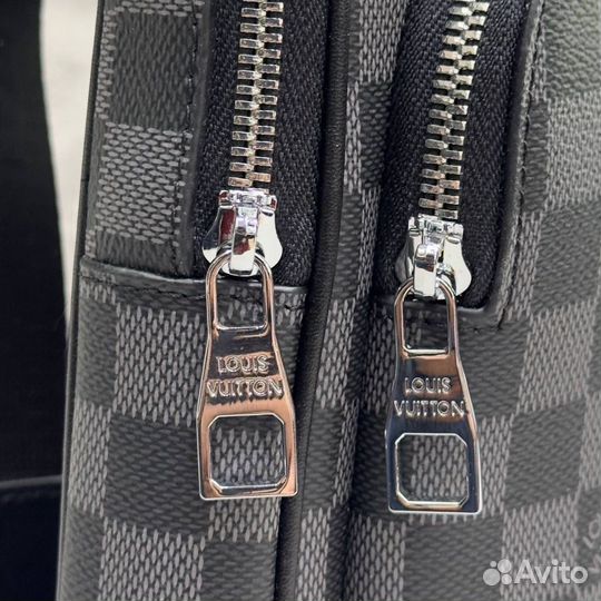 Сумка Louis Vuitton sling