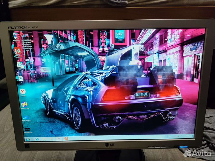 Монитор 19 дюймов