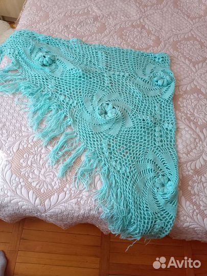 Шаль вязаная