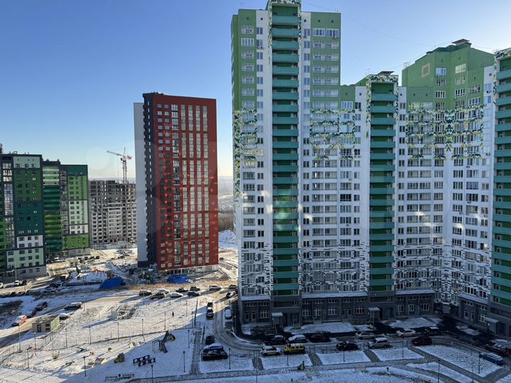 4-к. квартира, 128 м², 15/17 эт.
