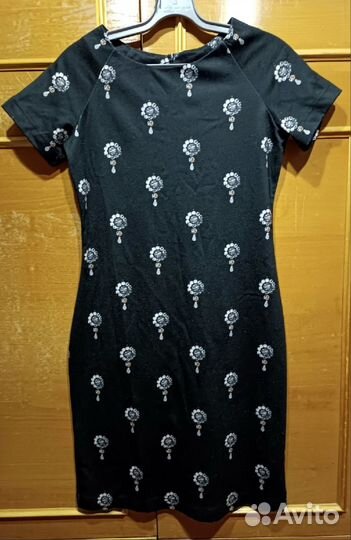 Нарядные вещи женские или на девочку-подростка