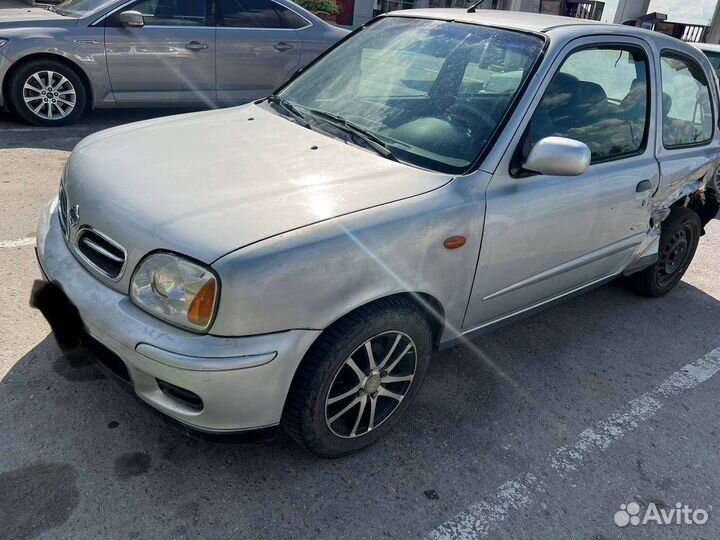 В разборе Nissan micra k11 1992-2002