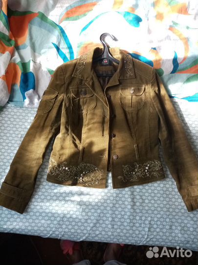 Пиджак женский вельветовый