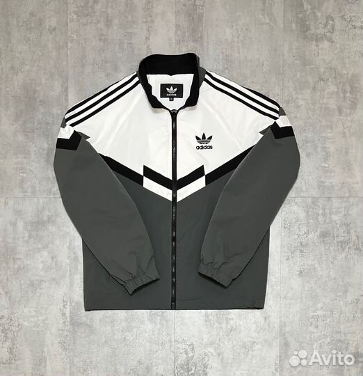 Ветровка adidas