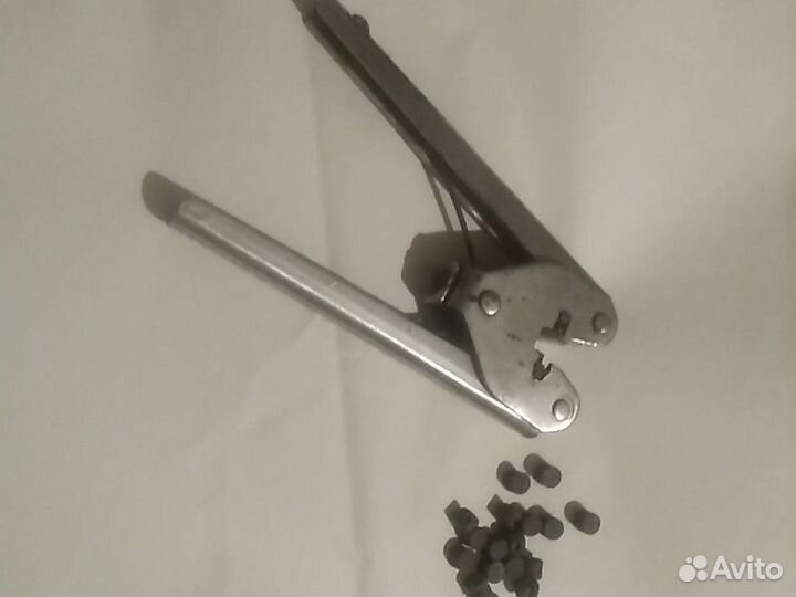 Пломбиратор б/у