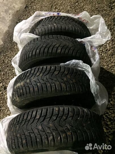 R15 Kumho WinterCraft Ice WI31 205/65, PCD 5x105 DIA 56.5