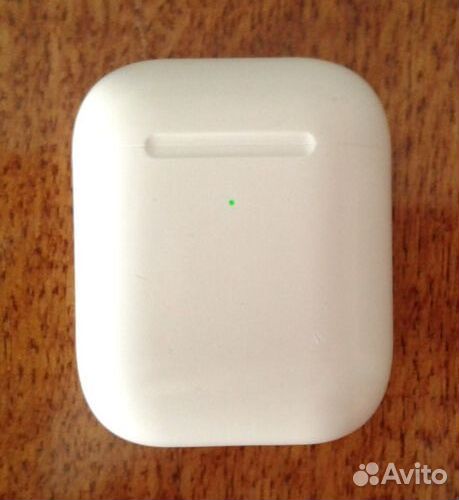 Кейс-зарядка AirPods для беспроводных наушников