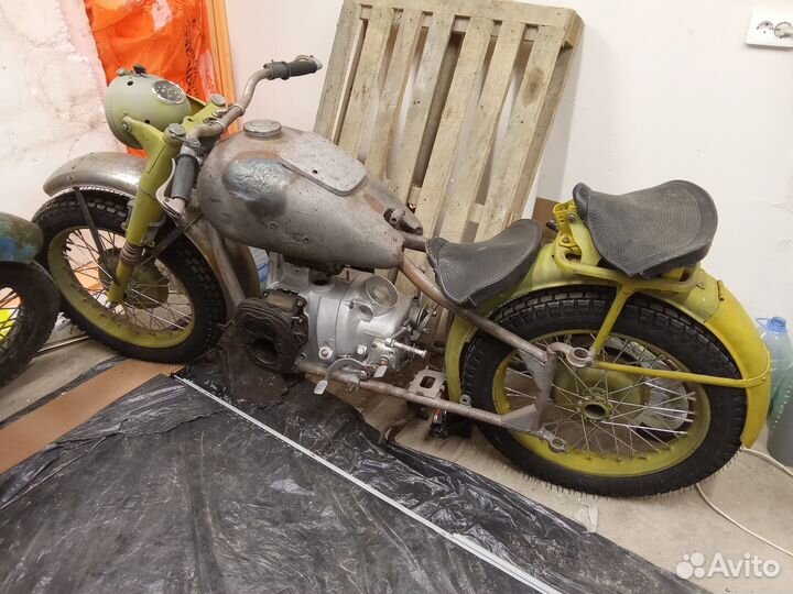 Мотоцикл М-72 1952г