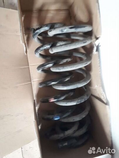 Пружины задние