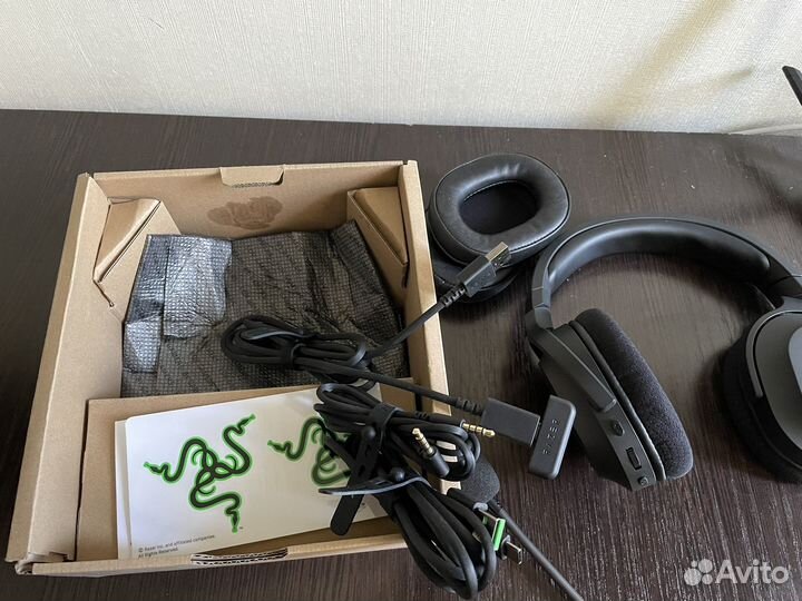 Беспроводные наушники Razer Barracuda X