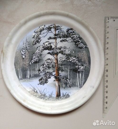 Панно из камня: