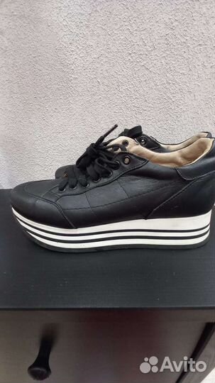 Кроссовки женские 41 размер