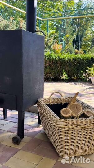 Дровница плетёная