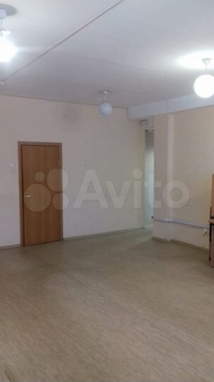 Офис в бц на Воинской, 3 эт., 101 м2 - без комисси