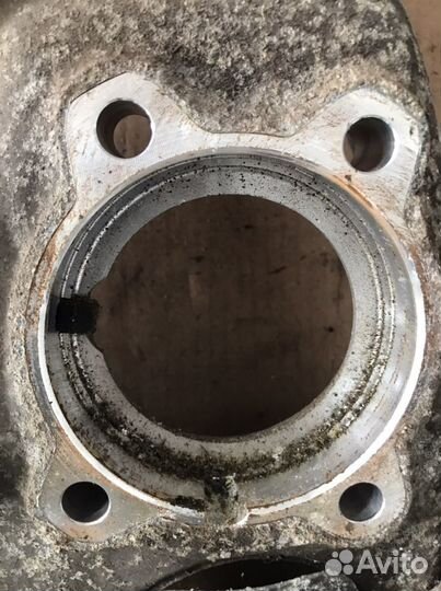 Кулак поворотный передний Порше Кайен 958(1287)