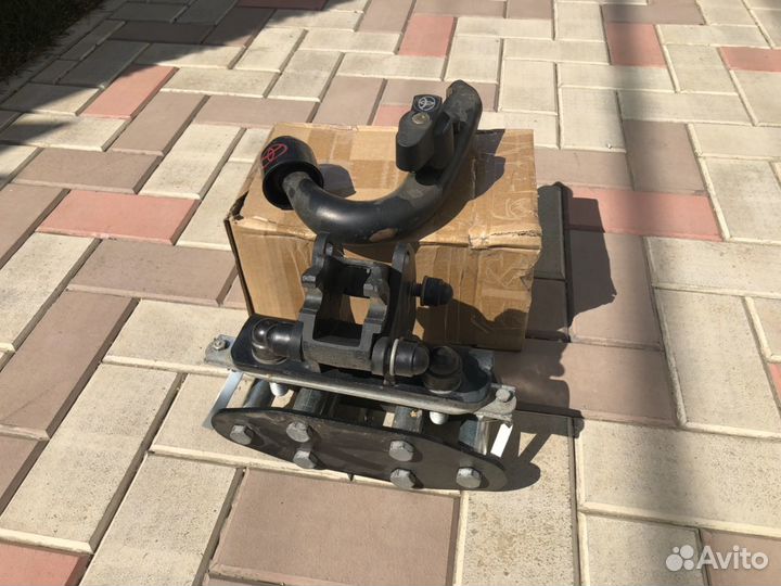 Фаркоп Toyota LC200, 150, Lexus LX 570, GX 460 ори
