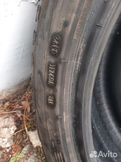 Pirelli Ice Zero 2 245/40 R18